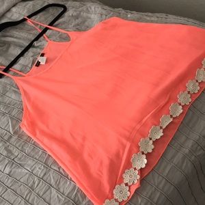 Tank top with flower detail